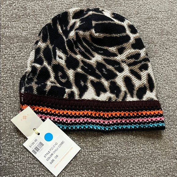 NWT Lisa Todd Cotton Scarf and Hat Set in Chalk Combo - Picture 3 of 8
